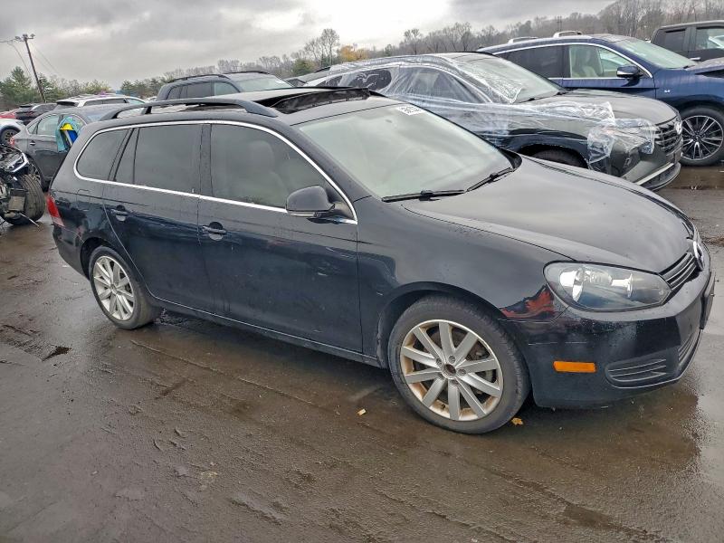3VWPL7AJXBM677429 - 2011 VOLKSWAGEN JETTA TDI BLACK photo 4