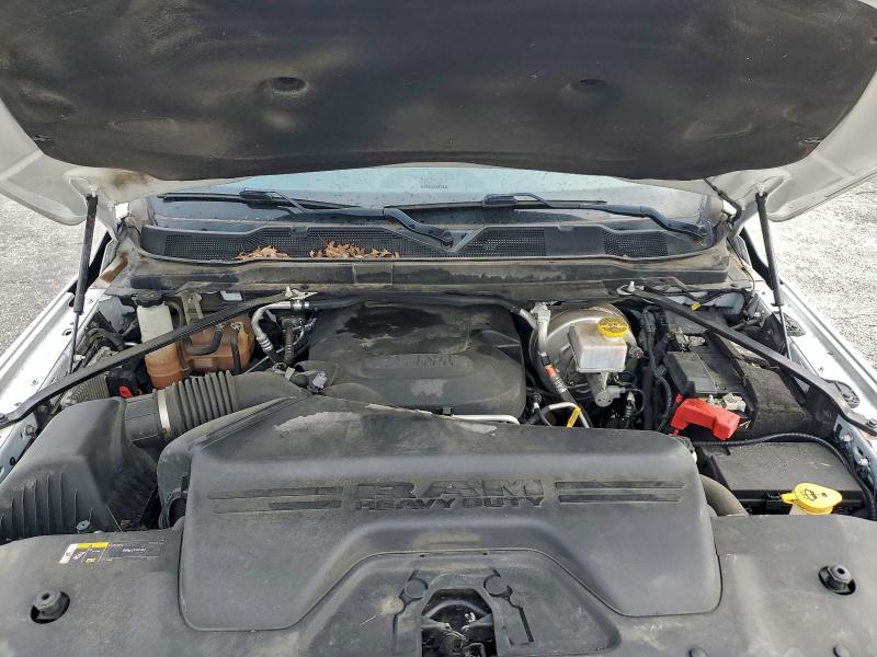 3C6UR5CJ7MG605019 - 2021 RAM 2500 TRADESMAN Biały zdjęcie 11