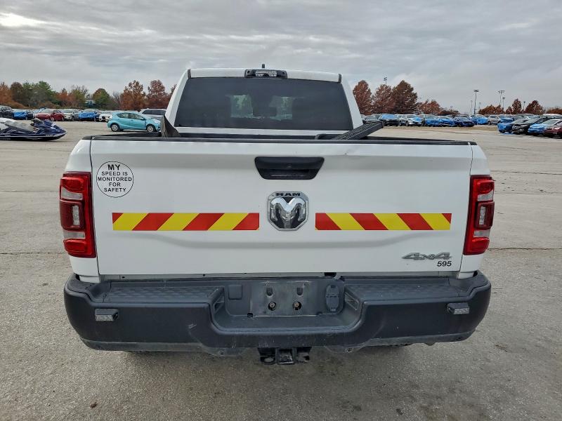 3C6UR5CJ7MG605019 - 2021 RAM 2500 TRADESMAN Biały zdjęcie 6