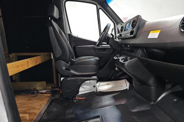 W1Y4NCHY5PT120427 - 2023 MERCEDES-BENZ SPRINTER 2500 თეთრი ფოტო 11
