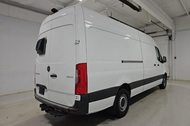 W1Y4NCHY5PT120427 - 2023 MERCEDES-BENZ SPRINTER 2500 თეთრი ფოტო 4