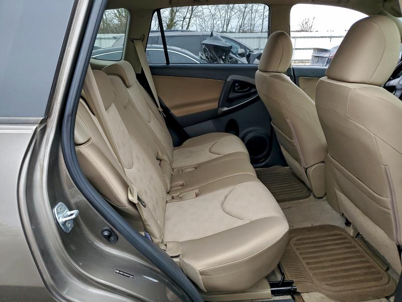 JTMZF33V89D013681 - 2009 TOYOTA RAV4 棕色 照片 11
