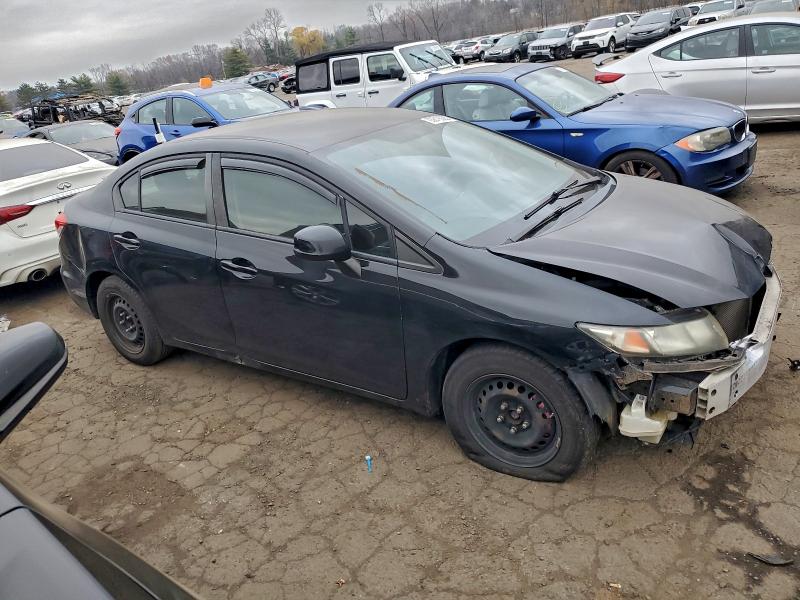 19XFB2F59DE229390 - 2013 HONDA CIVIC LX 黑色 照片 4