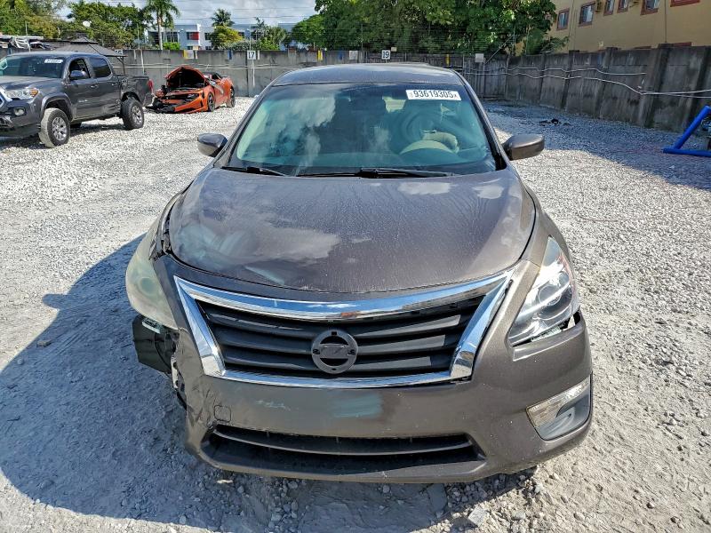 1N4AL3AP3DC259567 - 2013 NISSAN ALTIMA 2.5 BROWN photo 5