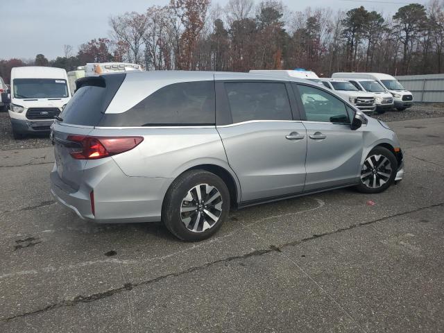 5FNRL6H69SB056453 - 2025 HONDA ODYSSEY EXL SILVER photo 3
