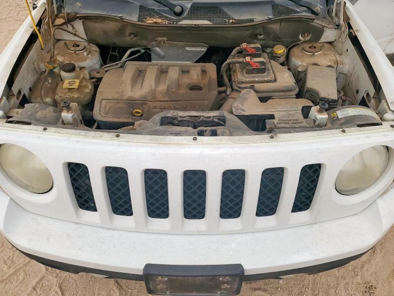 1C4NJRBB8CD521020 - 2012 JEEP PATRIOT SPORT თეთრი ფოტო 12