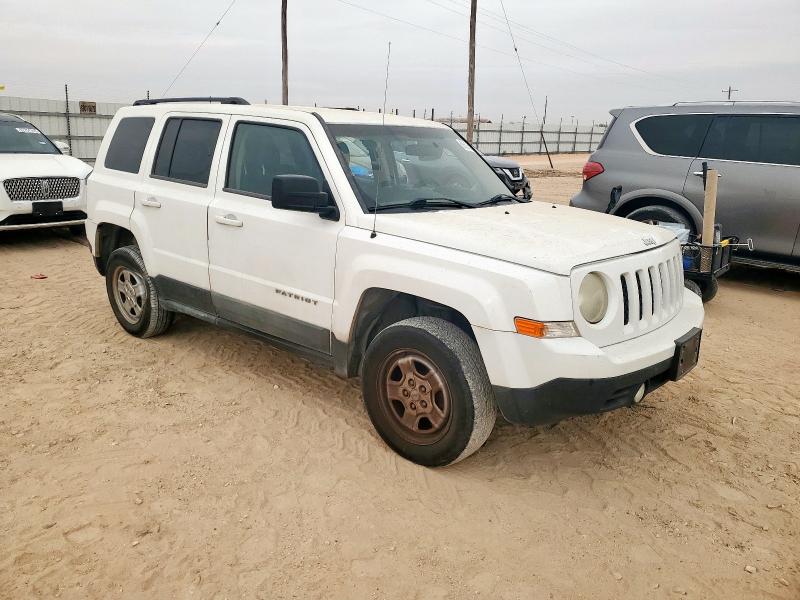 1C4NJRBB8CD521020 - 2012 JEEP PATRIOT SPORT თეთრი ფოტო 4