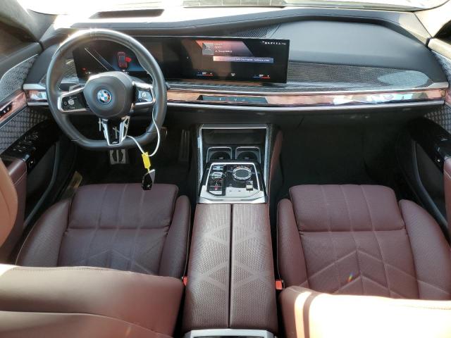 WBY53EJ06PCN85571 - 2023 BMW I7 XDRIVE60 勃艮第红 照片 8