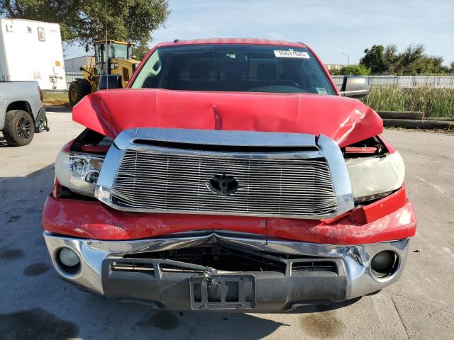 5TFRM5F10BX026410 - 2011 TOYOTA TUNDRA DOUBLE CAB SR5 RED photo 5