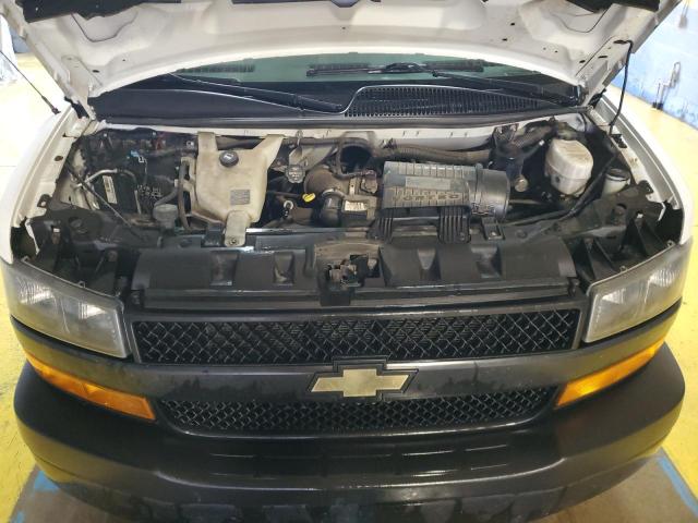 1GCWGAFG5J1339476 - 2018 CHEVROLET EXPRESS G2 白色 照片 12