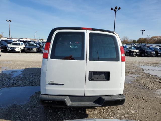 1GCWGAFG5J1339476 - 2018 CHEVROLET EXPRESS G2 白色 照片 6