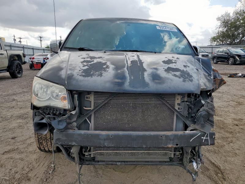 2C4RC1CG2CR138114 - 2012 CHRYSLER TOWN & COU TOURING L BLACK photo 5