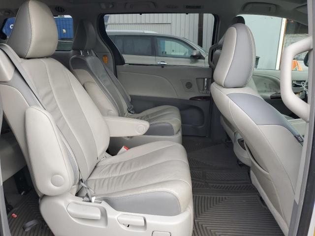 5TDDK3DC4DS069617 - 2013 TOYOTA SIENNA XLE თეთრი ფოტო 11