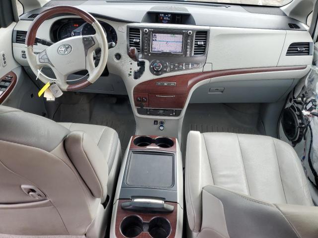 5TDDK3DC4DS069617 - 2013 TOYOTA SIENNA XLE თეთრი ფოტო 8