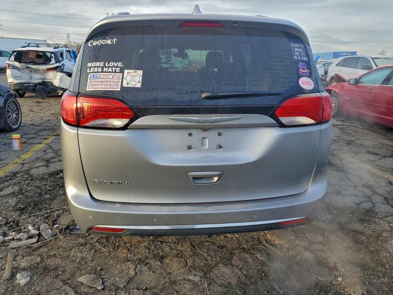2C4RC1EGXHR832621 - 2017 CHRYSLER PACIFICA TOURING L PLUS SILVER photo 6
