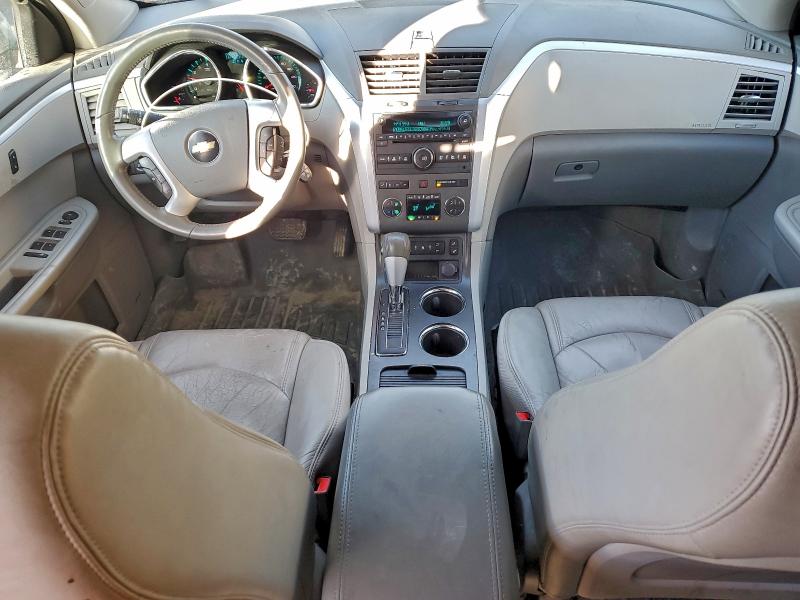 1GNKRJED2BJ175998 - 2011 CHEVROLET TRAVERSE LT SILVER photo 8