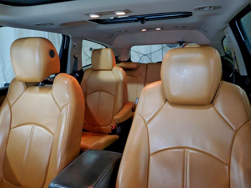 1GNKVJKD8DJ113704 - 2013 CHEVROLET TRAVERSE LT თეთრი ფოტო 10