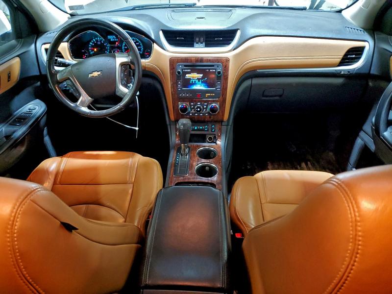 1GNKVJKD8DJ113704 - 2013 CHEVROLET TRAVERSE LT თეთრი ფოტო 8