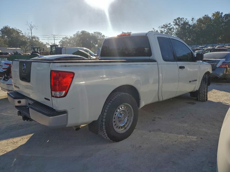 1N6BA0CH3BN303302 - 2011 NISSAN TITAN S 白色 照片 3