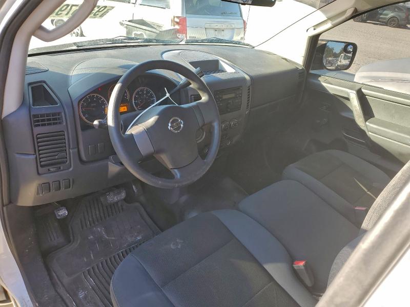 1N6BA0CH3BN303302 - 2011 NISSAN TITAN S 白色 照片 8