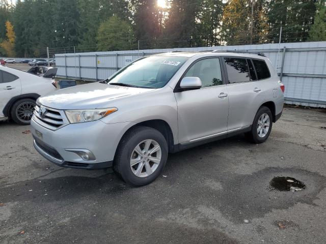 2013 TOYOTA HIGHLANDER BASE, 