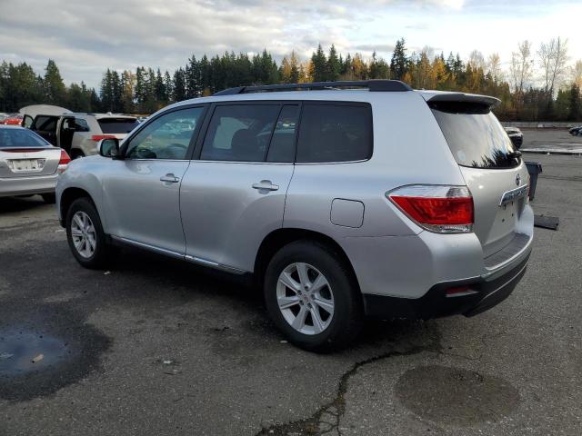 5TDBK3EH6DS209247 - 2013 TOYOTA HIGHLANDER BASE Argent photo 2