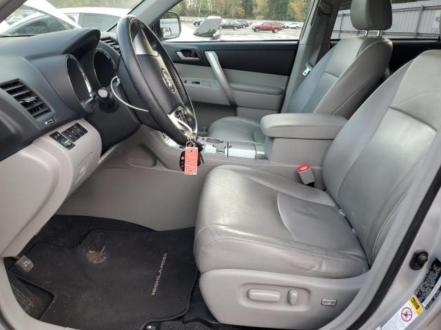 5TDBK3EH6DS209247 - 2013 TOYOTA HIGHLANDER BASE Argent photo 7