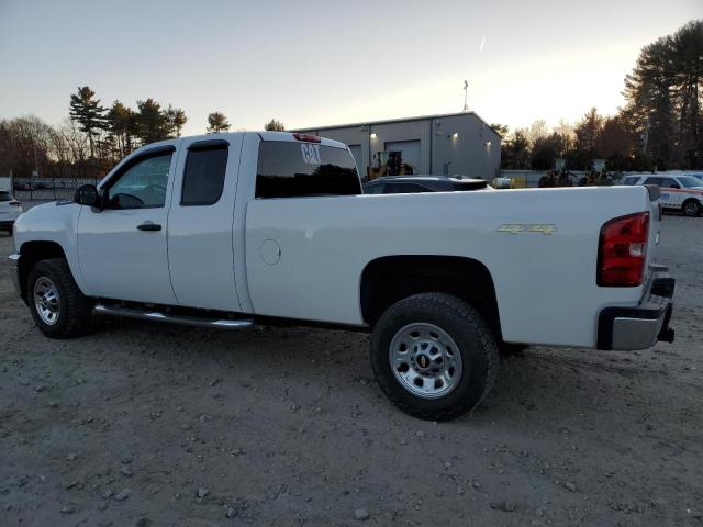 1GC2KVCG0DZ191218 - 2013 CHEVROLET SILVERADO K2500 HEAVY DUTY WHITE photo 2
