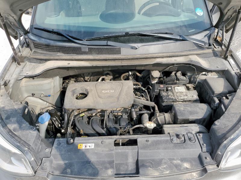 KNDJN2A29K7671548 - 2019 KIA SOUL ნაცრისფერი ფოტო 11