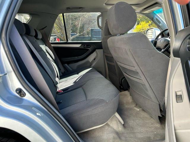 JTEBU14R640023652 - 2004 TOYOTA 4RUNNER SR5 银色 照片 6