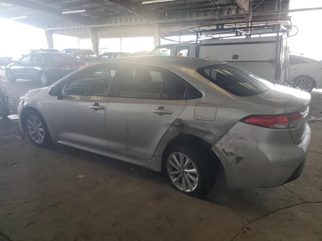 JTDBCMFE9R3033617 - 2024 TOYOTA COROLLA LE SILVER photo 2