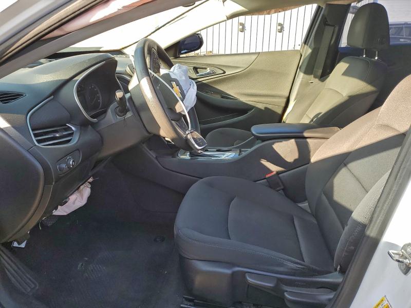 1G1ZB5ST4GF360149 - 2016 CHEVROLET MALIBU LS أبيض صورة 7