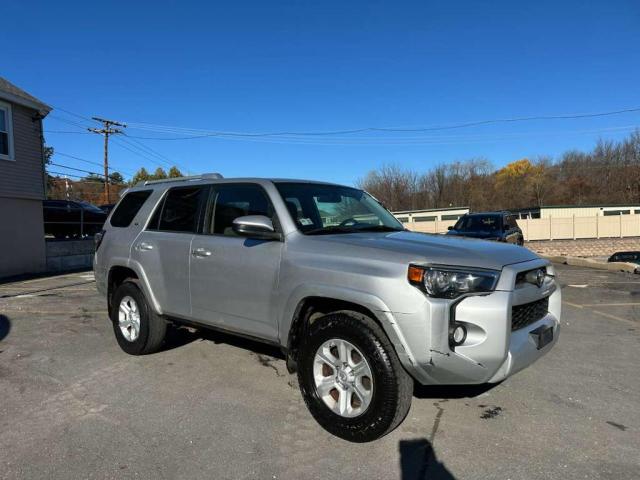 JTEBU5JRXE5159959 - 2014 TOYOTA 4RUNNER SR5 银色 照片 3
