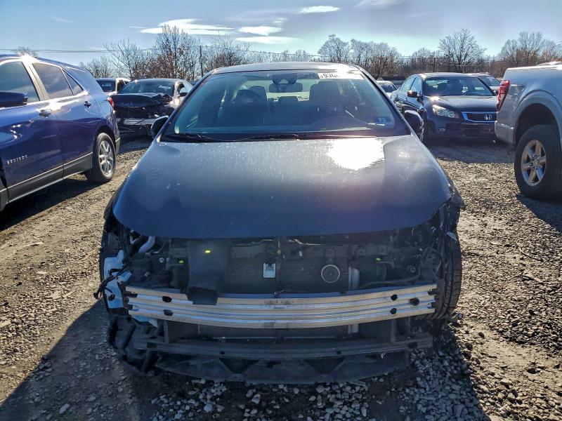 JTDEPRAE8LJ114598 - 2020 TOYOTA COROLLA LE BLACK photo 5