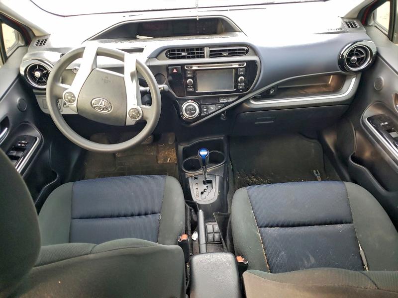 JTDKDTB32F1093743 - 2015 TOYOTA PRIUS C Rouge photo 8