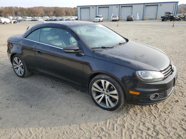 WVWFW8AH0DV002996 - 2013 VOLKSWAGEN EOS LUX შავი ფოტო 4