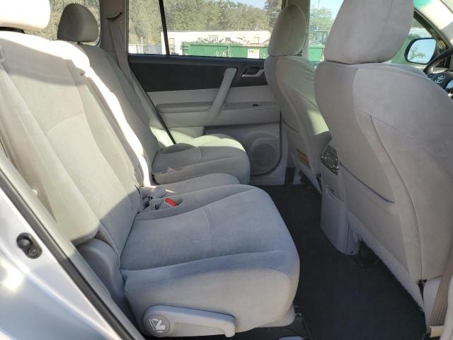 5TDZA3EH6CS025846 - 2012 TOYOTA HIGHLANDER BASE 银色 照片 11