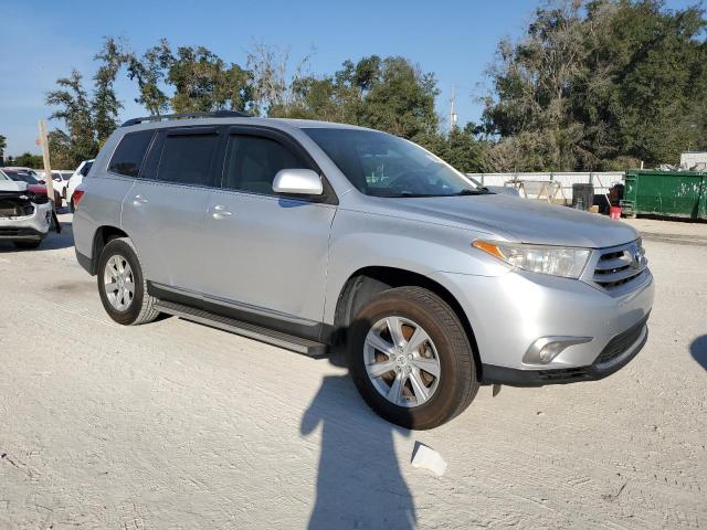 5TDZA3EH6CS025846 - 2012 TOYOTA HIGHLANDER BASE 银色 照片 4
