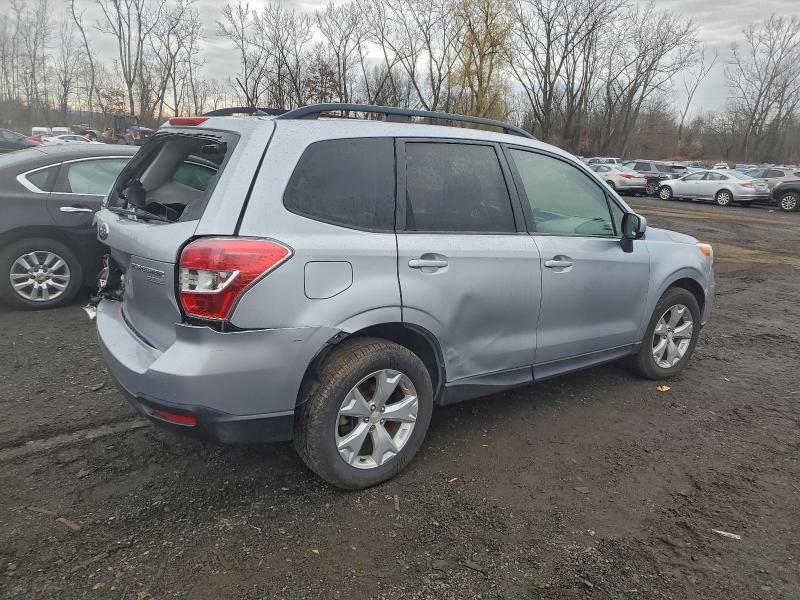 JF2SJAEC2EH521391 - 2014 SUBARU FORESTER 2.5I PREMIUM SILVER photo 3
