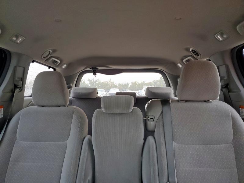 5TDKZ3DC3KS976374 - 2019 TOYOTA SIENNA LE BLUE photo 10