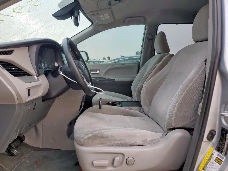 5TDKZ3DC3KS976374 - 2019 TOYOTA SIENNA LE BLUE photo 7