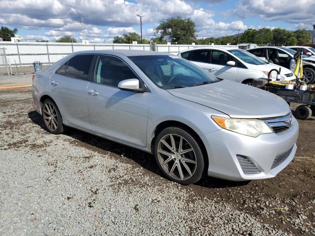 4T1BF1FKXCU054498 - 2012 TOYOTA CAMRY BASE SILVER photo 4
