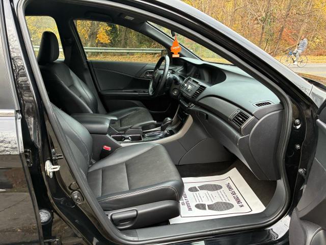 1HGCR2F50HA073622 - 2017 HONDA ACCORD SPORT BLACK photo 5