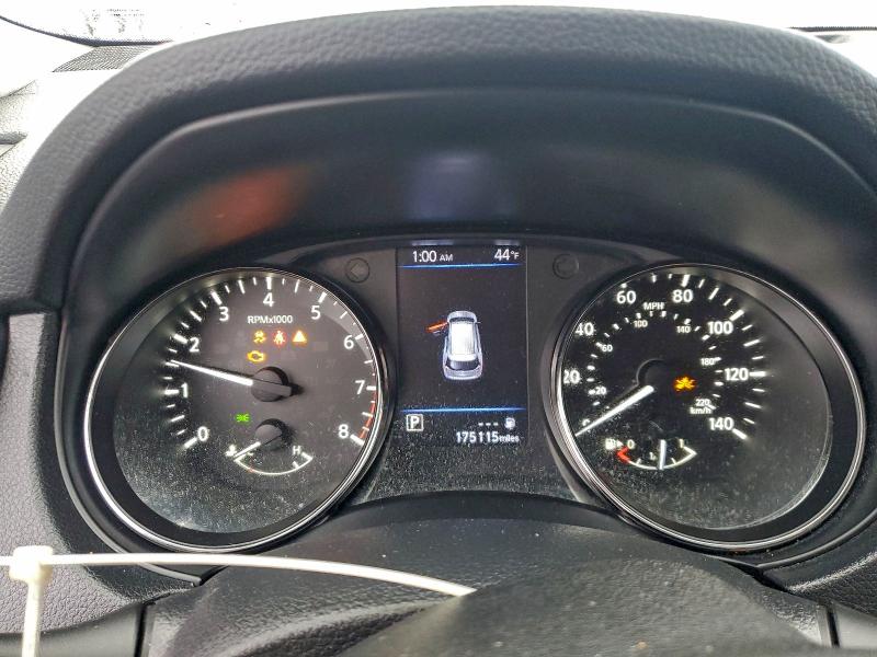 KNMAT2MV3JP579006 - 2018 NISSAN ROGUE S ვერცხლისფერი ფოტო 9