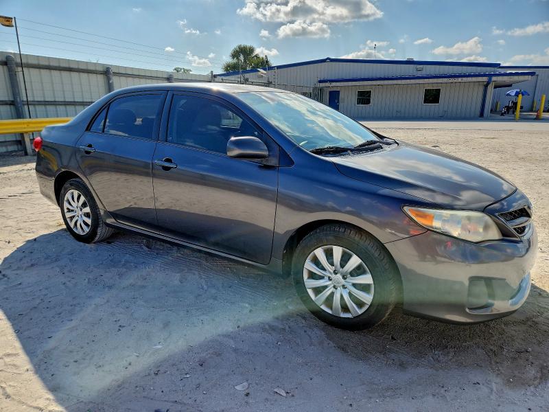 5YFBU4EE5CP007528 - 2012 TOYOTA COROLLA BASE GRAY photo 4