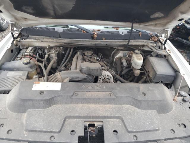 1GB2CVCG4BZ284192 - 2011 CHEVROLET SILVERADO C2500 HEAVY DUTY WHITE photo 12