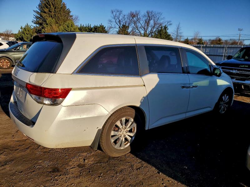 5FNRL5H66EB092230 - 2014 HONDA ODYSSEY EXL WHITE photo 3
