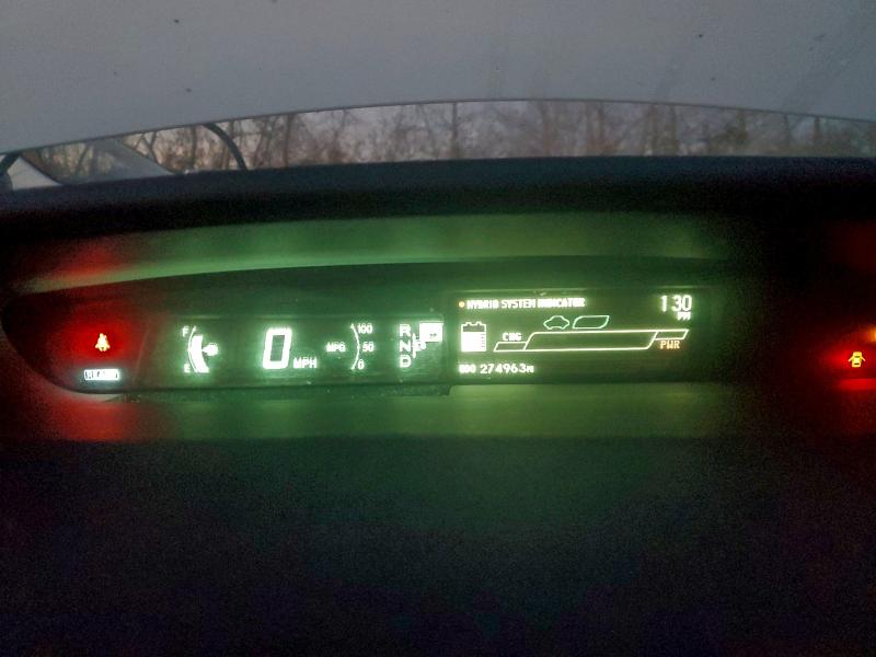 JTDKN3DUXC5396244 - 2012 TOYOTA PRIUS WHITE photo 9