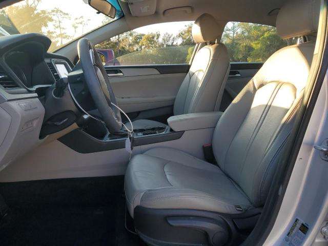 5NPE24AF5JH623175 - 2018 HYUNDAI SONATA SE 银色 照片 7