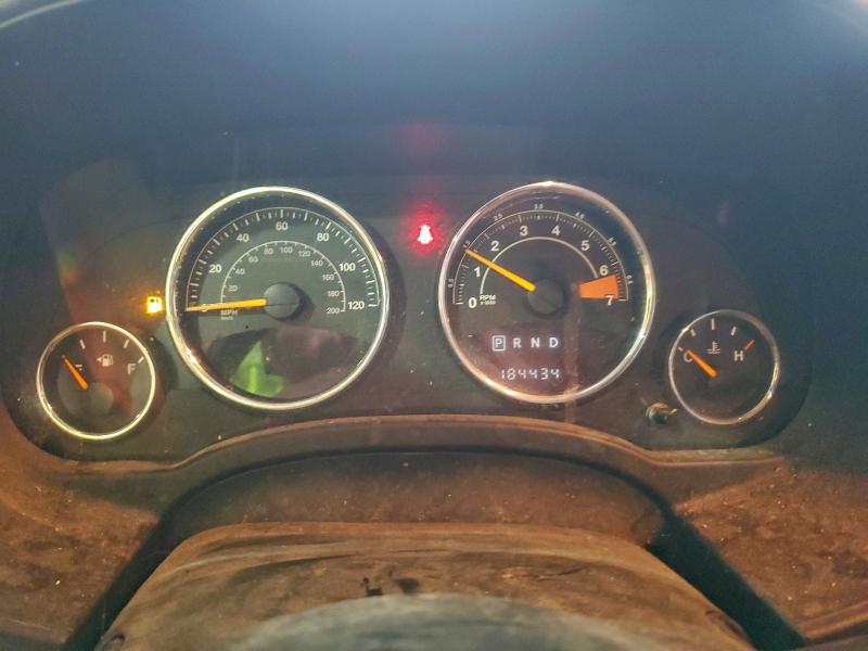 1C4NJCEA0GD620081 - 2016 JEEP COMPASS LATITUDE WHITE photo 9